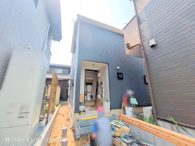 埼玉県川口市戸塚鋏町の新築戸建て外構写真 2025年8月21日撮影
