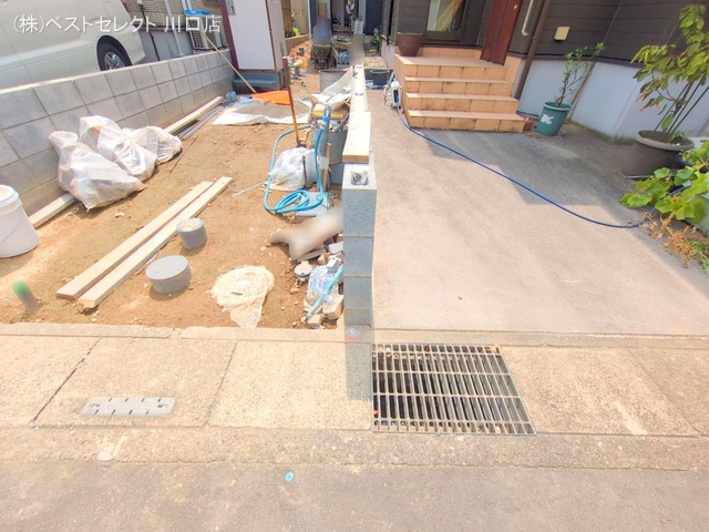 埼玉県川口市戸塚鋏町の新築戸建て外構写真 2025年8月21日撮影