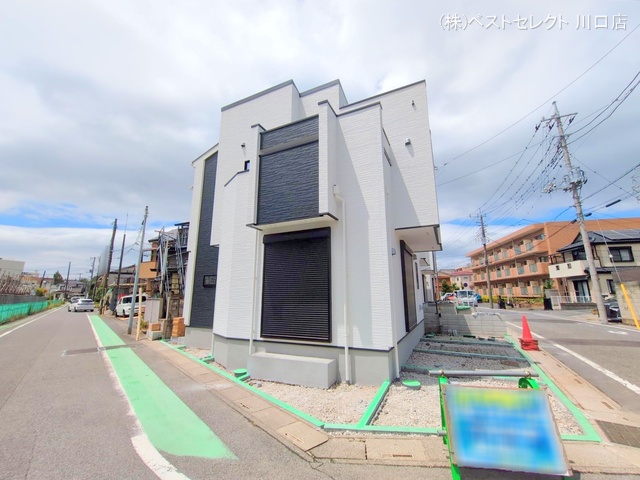 埼玉県川口市南鳩ヶ谷7丁目の新築戸建て外構写真 2025年7月31日撮影
