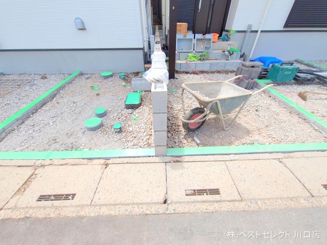埼玉県川口市南鳩ヶ谷7丁目の新築戸建て外構写真 2025年7月31日撮影
