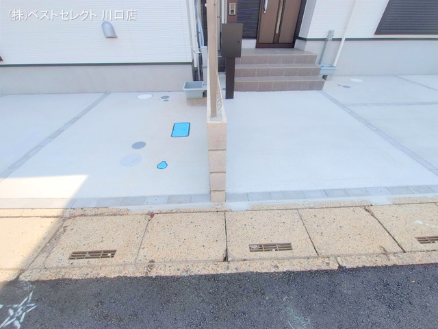 埼玉県川口市南鳩ヶ谷7丁目の新築戸建て完成写真 2025年8月27日撮影