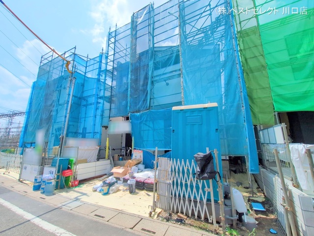 埼玉県川口市南鳩ヶ谷7丁目の新築戸建てシート写真 2025年7月3日撮影