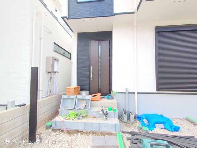 埼玉県川口市南鳩ヶ谷7丁目の新築戸建て外構写真 2025年7月31日撮影