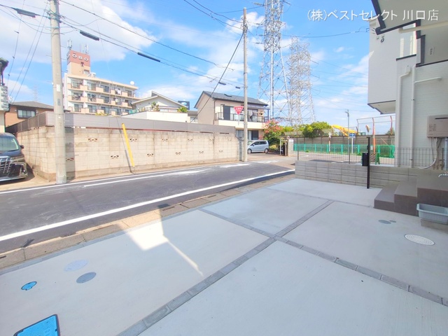 埼玉県川口市南鳩ヶ谷7丁目の新築戸建て完成写真 2025年8月27日撮影
