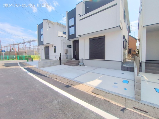 埼玉県川口市南鳩ヶ谷7丁目の新築戸建て完成写真 2025年8月27日撮影