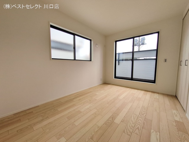 埼玉県川口市南鳩ヶ谷7丁目の新築戸建て居室メイン写真 2025年9月11日撮影