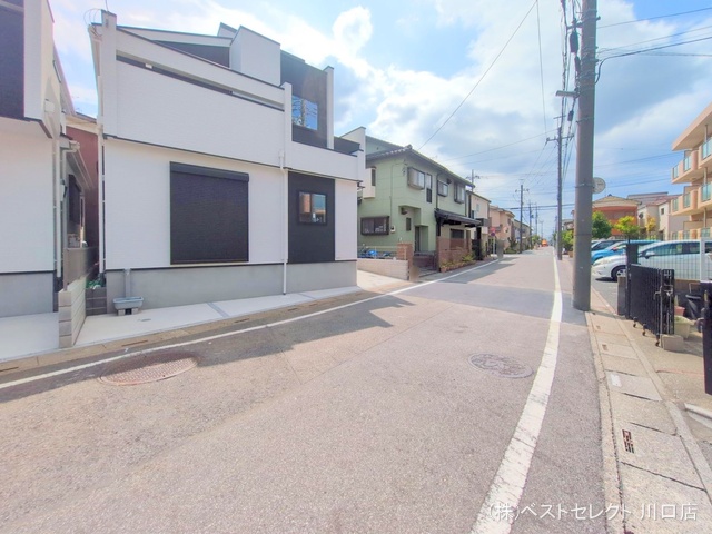 埼玉県川口市南鳩ヶ谷7丁目の新築戸建て完成写真 2025年8月27日撮影