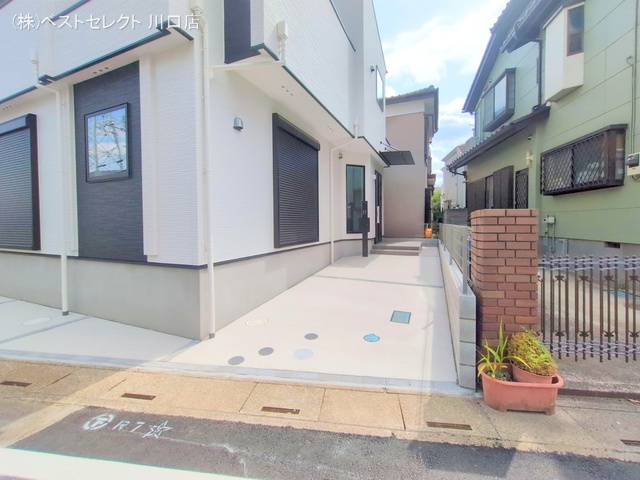 埼玉県川口市南鳩ヶ谷7丁目の新築戸建て完成写真 2025年8月27日撮影