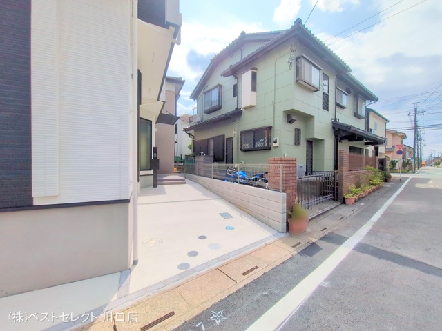埼玉県川口市南鳩ヶ谷7丁目の新築戸建て完成写真 2025年8月27日撮影