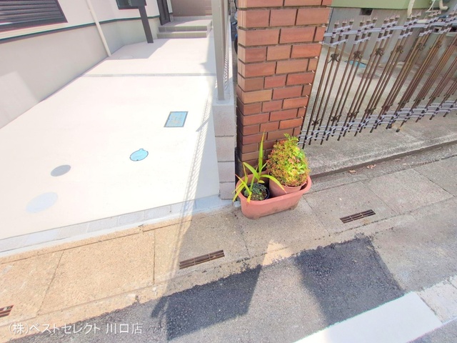 埼玉県川口市南鳩ヶ谷7丁目の新築戸建て完成写真 2025年8月27日撮影