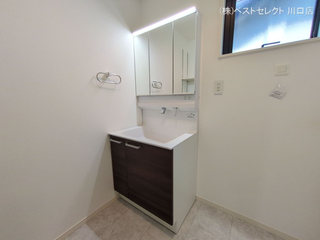 埼玉県川口市大字伊刈の未入居 戸建て洗面所写真 2025年6月5日撮影