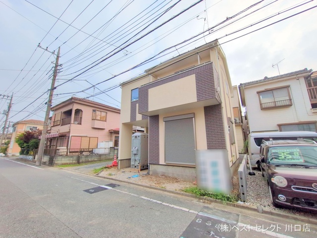 埼玉県川口市南鳩ヶ谷1丁目の新築戸建て外構写真 2025年7月6日撮影