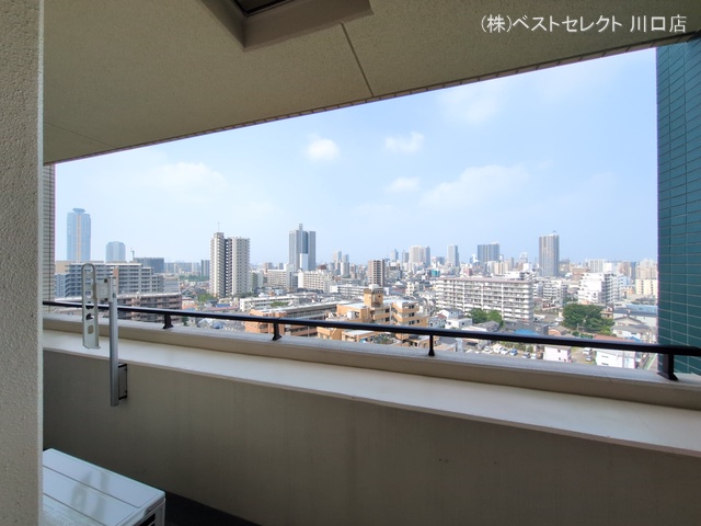 埼玉県川口市末広1丁目のマンション『パークスクエア川口』バルコニー写真 2025年7月8日撮影