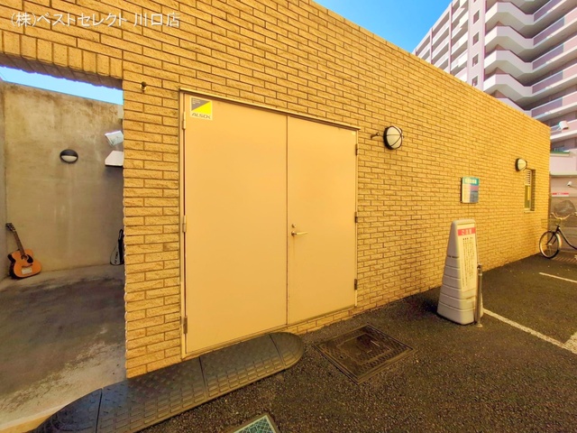 埼玉県川口市末広1丁目のマンション『パークスクエア川口』外観写真 2025年4月28日撮影