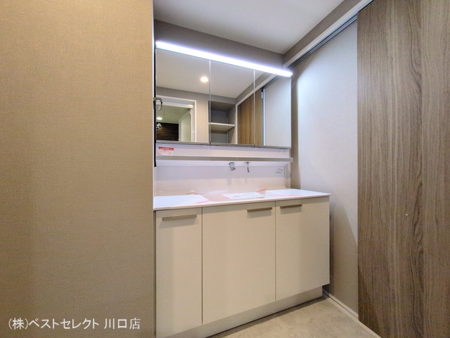 埼玉県川口市末広1丁目のマンション『パークスクエア川口』洗面所写真 2025年7月8日撮影
