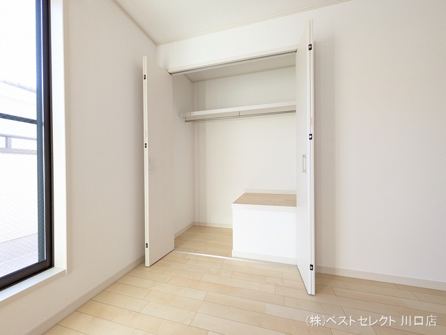 埼玉県蕨市南町３丁目の新築戸建て収納(ウォークインクローゼット)写真 2026年1月22日撮影