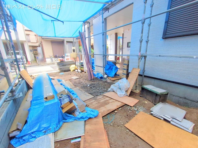 埼玉県蕨市南町３丁目の新築戸建て外構写真 2025年7月10日撮影