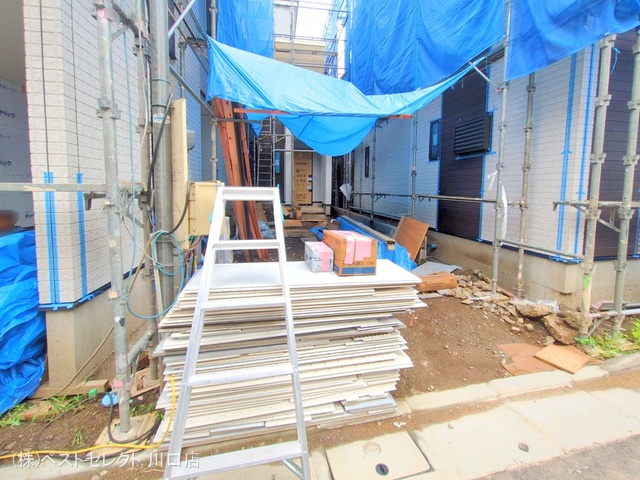 埼玉県蕨市南町３丁目の新築戸建て外構写真 2025年7月10日撮影