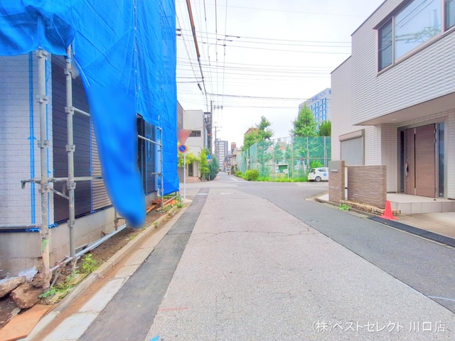 埼玉県蕨市南町３丁目の新築戸建て外構写真 2025年7月10日撮影