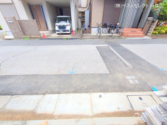 埼玉県蕨市南町３丁目の新築戸建て外構写真 2025年7月10日撮影