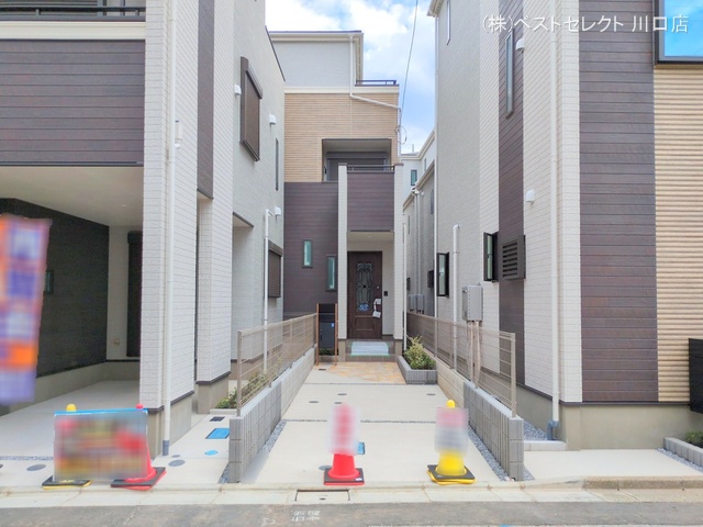 埼玉県蕨市南町３丁目の新築戸建て完成写真 2025年10月5日撮影