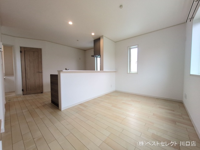 埼玉県川口市大字里の新築戸建てリビング写真 2025年9月3日撮影