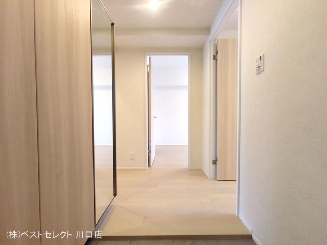 埼玉県川口市元郷1丁目のマンション『ユーアイコーポ川口』玄関写真 2025年9月8日撮影