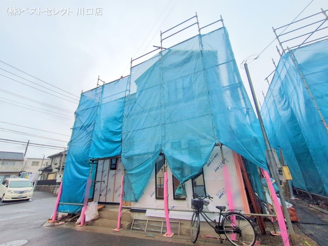 埼玉県川口市芝宮根町の新築戸建てシート写真 2025年5月29日撮影