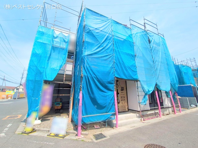 埼玉県川口市芝宮根町の新築戸建てシート写真 2025年6月29日撮影
