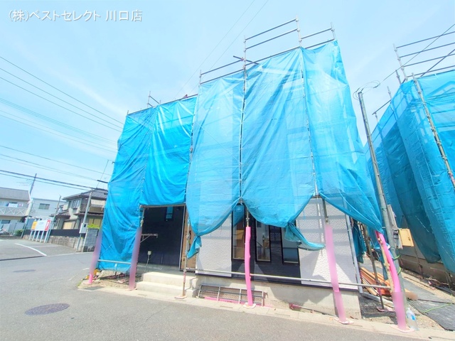 埼玉県川口市芝宮根町の新築戸建てシート写真 2025年6月29日撮影