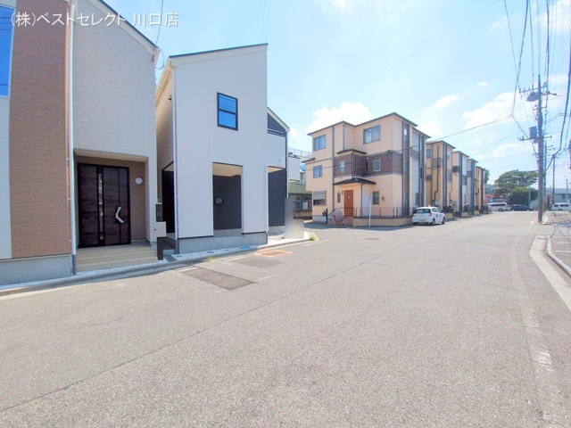 埼玉県川口市芝宮根町の新築戸建て完成写真 2025年8月24日撮影