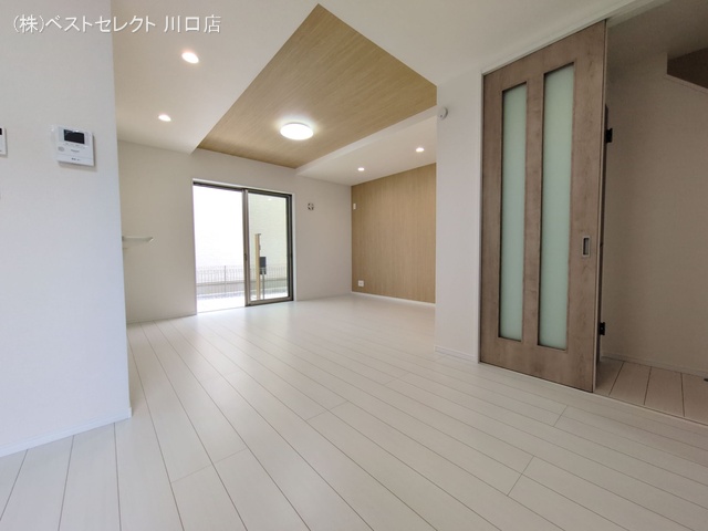 埼玉県川口市芝宮根町の新築戸建て内装写真 2025年9月21日撮影