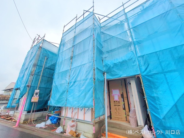 埼玉県川口市芝宮根町の新築戸建てシート写真 2025年5月29日撮影