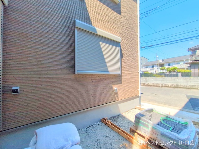 埼玉県川口市芝宮根町の新築戸建て外構写真 2025年7月28日撮影