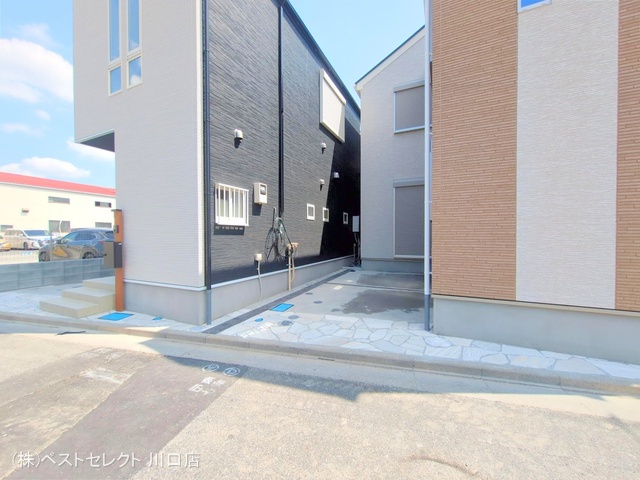 埼玉県川口市芝宮根町の新築戸建て完成写真 2025年8月24日撮影