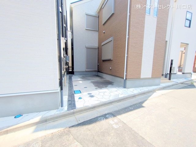 埼玉県川口市芝宮根町の新築戸建て完成写真 2025年8月24日撮影