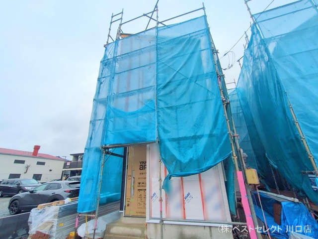 埼玉県川口市芝宮根町の新築戸建てシート写真 2025年5月29日撮影