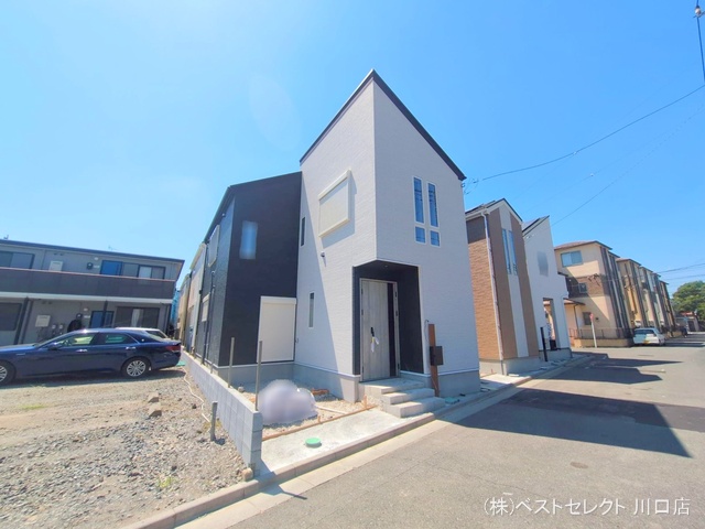 埼玉県川口市芝宮根町の新築戸建て外構写真 2025年7月28日撮影