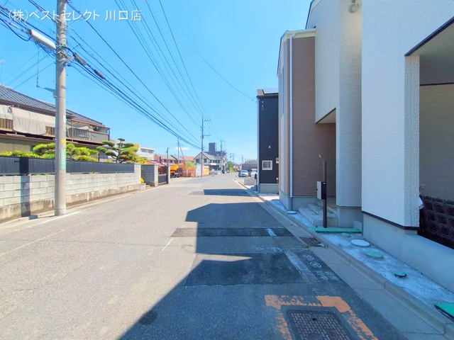 埼玉県川口市芝宮根町の新築戸建て外構写真 2025年7月28日撮影