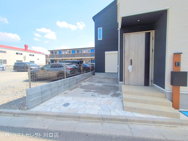 埼玉県川口市芝宮根町の新築戸建て完成写真 2025年8月24日撮影