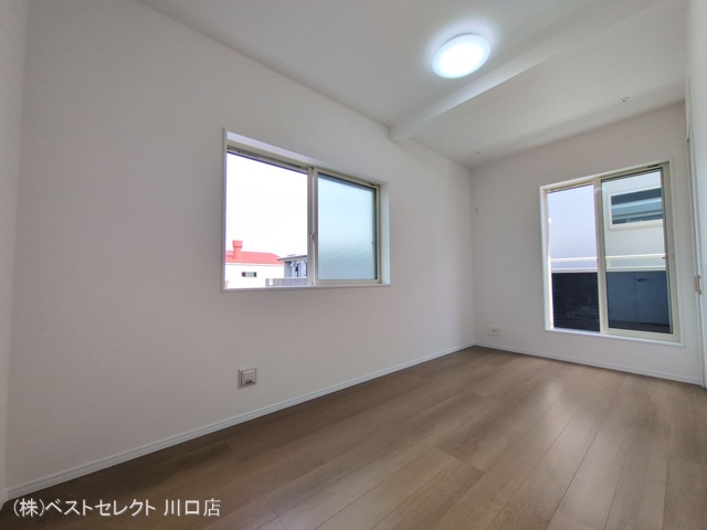 埼玉県川口市芝宮根町の新築戸建て居室サブ写真 2025年9月21日撮影