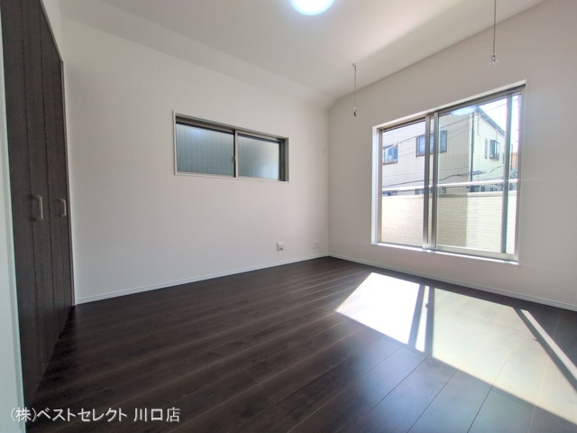 埼玉県川口市芝宮根町の新築戸建て居室メイン写真 2025年9月24日撮影