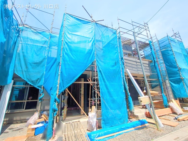 埼玉県川口市芝宮根町の新築戸建てシート写真 2025年6月29日撮影