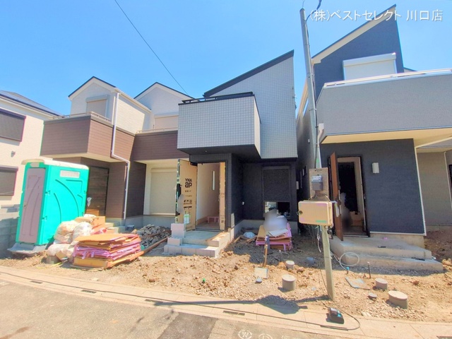 埼玉県川口市芝宮根町の新築戸建て外構写真 2025年7月28日撮影