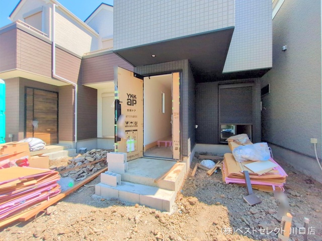 埼玉県川口市芝宮根町の新築戸建て外構写真 2025年7月28日撮影