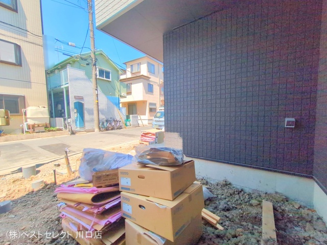 埼玉県川口市芝宮根町の新築戸建て外構写真 2025年7月28日撮影