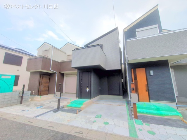 埼玉県川口市芝宮根町の新築戸建て外構写真 2025年9月9日撮影