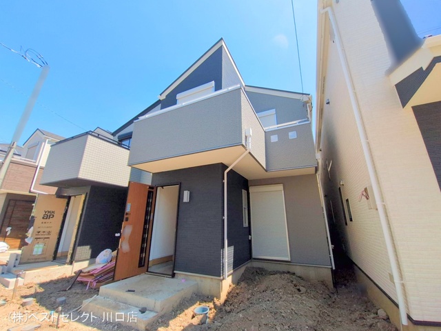 埼玉県川口市芝宮根町の新築戸建て外構写真 2025年7月28日撮影