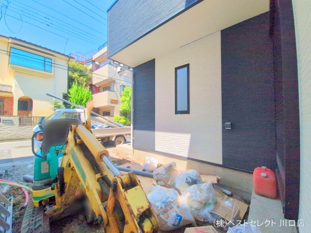 埼玉県川口市芝宮根町の新築戸建て外構写真 2025年7月28日撮影