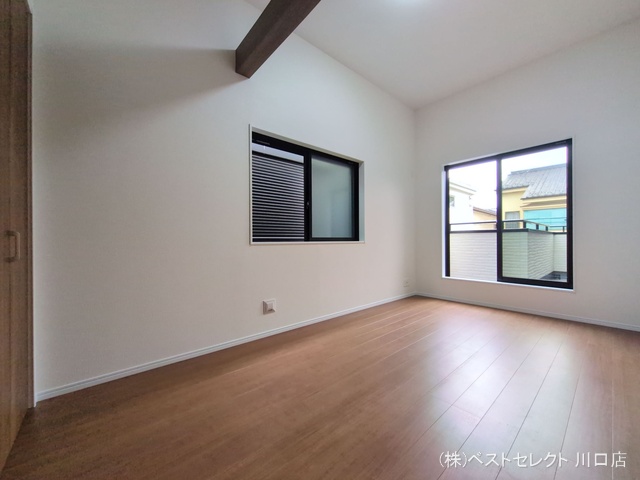 埼玉県川口市芝宮根町の新築戸建て居室メイン写真 2025年10月15日撮影